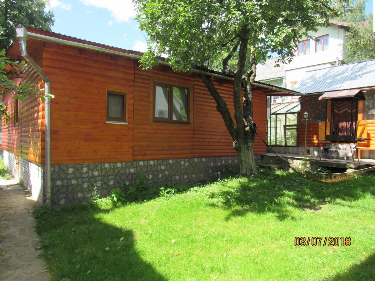 Kotiedzh U Mariny Villa Yaremche Exterior photo