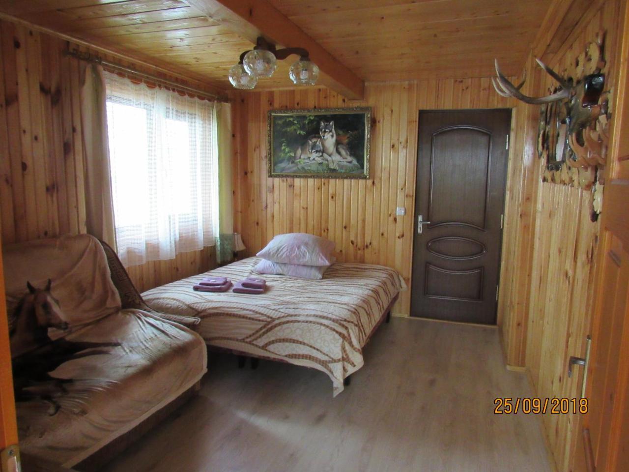 Kotiedzh U Mariny Villa Yaremche Exterior photo